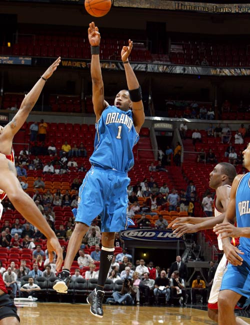 意甲第15轮裁判：多维里吹热那亚vs国米，马萨吹博洛尼亚vs尤文（意甲第15轮裁判安排：多维里主哨热那亚vs国米，马萨执法博洛尼亚vs尤文）