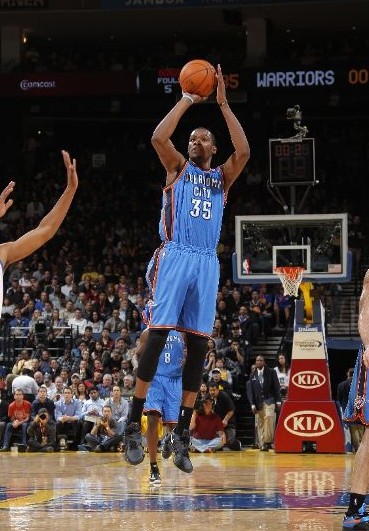 沃尔夫斯堡3-1柏林联合，马耶尔建功，阿穆拉破门（沃尔夫斯堡3-1击败柏林联合，马耶尔、阿穆拉先后破门）