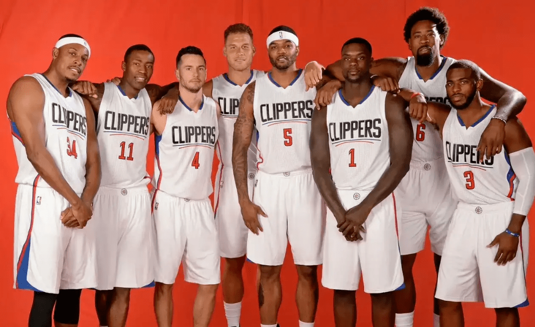 半场：海港1-0英博，加布里埃尔破门+进球被吹，莱昂纳多助攻（半场战报：海港1-0领先英博，加布里埃尔破门且一球被判无效，莱昂纳多送助攻）