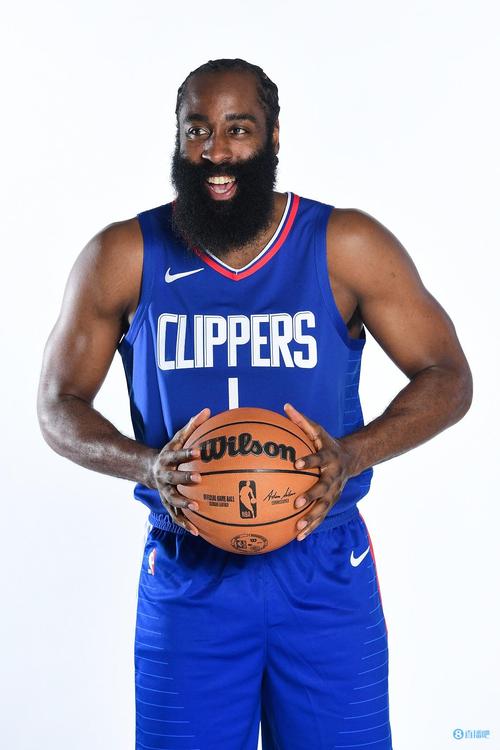 NBA球队战术解析：雄鹿防守策略调整,（NBA战术深析：雄鹿防守体系调整）