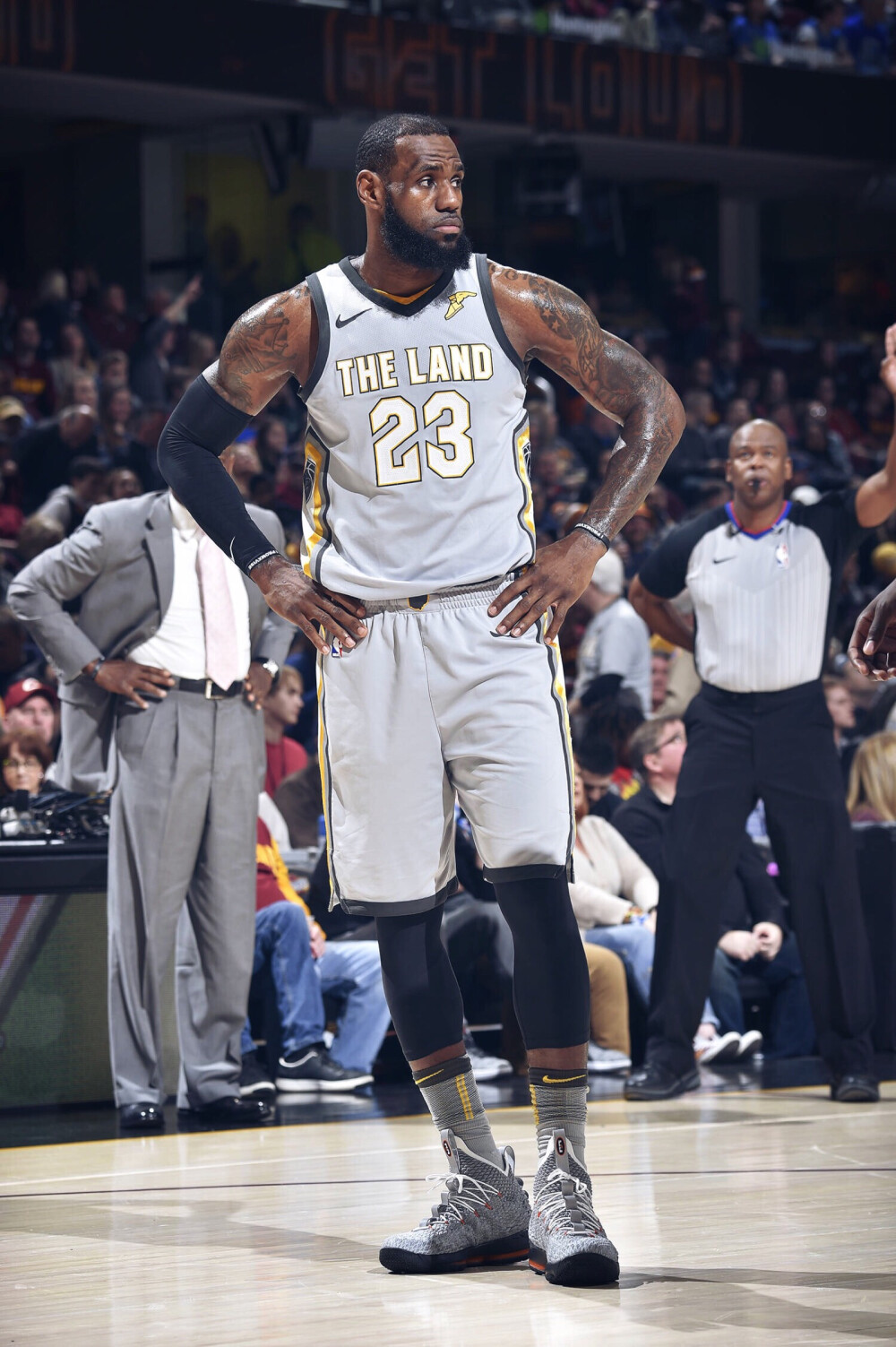 跟队记者：萨56或可出战拉齐奥，普利希奇则需谨慎对待（队记：萨56有望出战拉齐奥，普利希奇情况需谨慎评估）