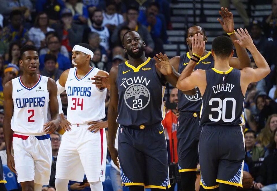 凯恩73场德甲比赛进75球，比同期进球数第二的吉拉西多21球（凯恩德甲73场打进75球，同期领先吉拉西21球）